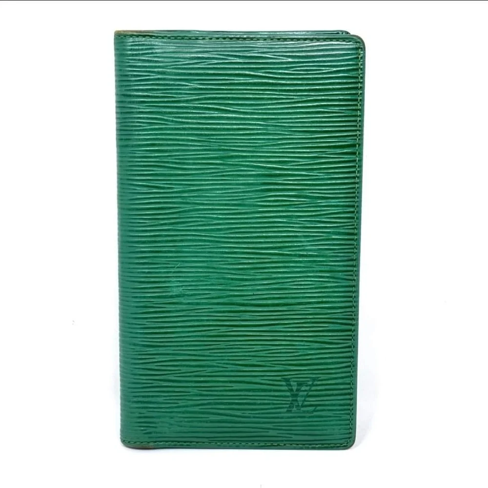 🟢🔥LOUIS VUITTON LONG EPI WALLET🔥 🟢